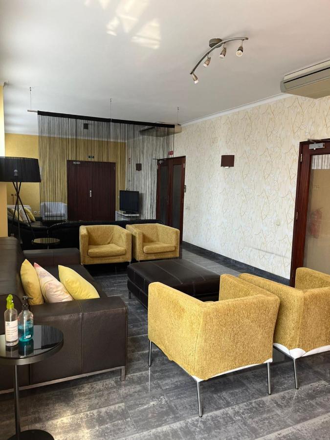 ホテル Casas De Luanda Gh-Alvalade エクステリア 写真